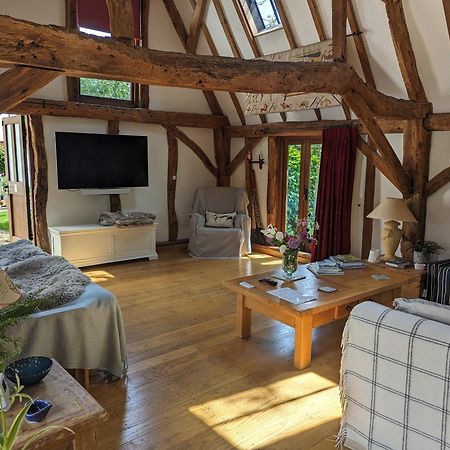 Cosy Listed Barn In Peaceful Country Village Granborough Exteriör bild